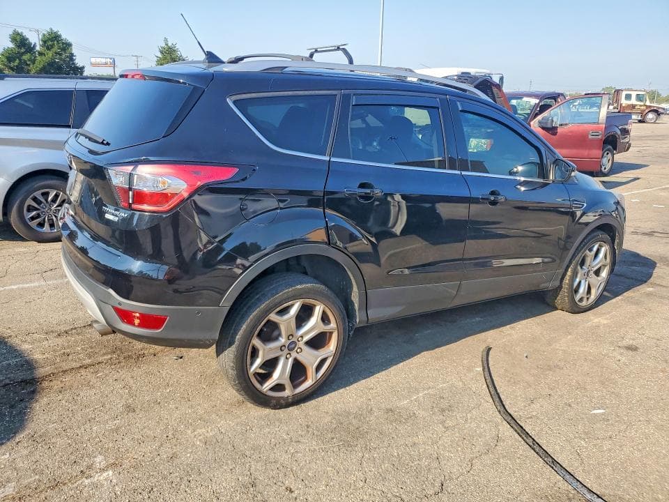 2018 FORD ESCAPE TITANIUM 3