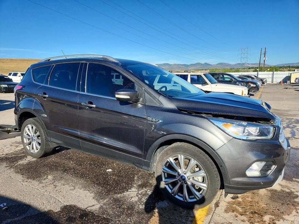 2018 FORD ESCAPE TITANIUM 4