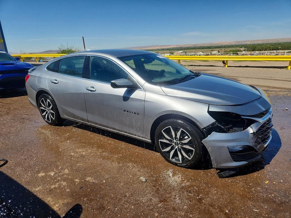 2024 CHEVROLET MALIBU RS 4