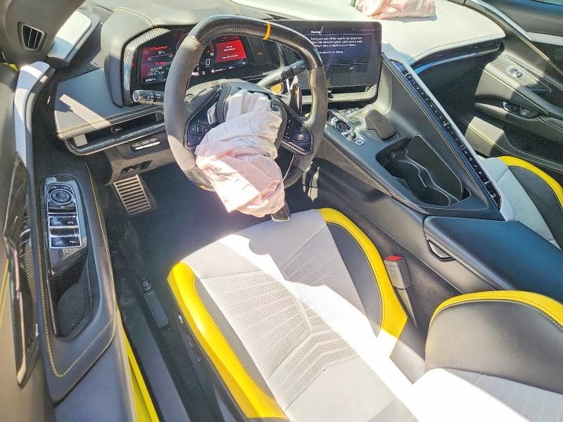 2021 CHEVROLET CORVETTE STINGRAY 3LT 8