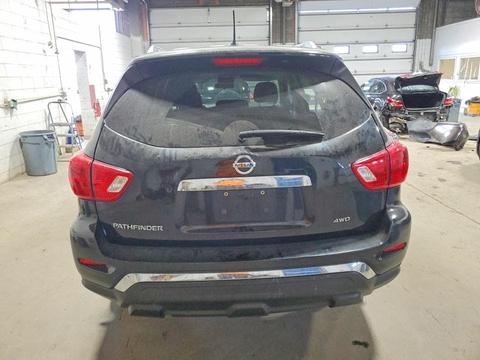 2017 NISSAN PATHFINDER S 6