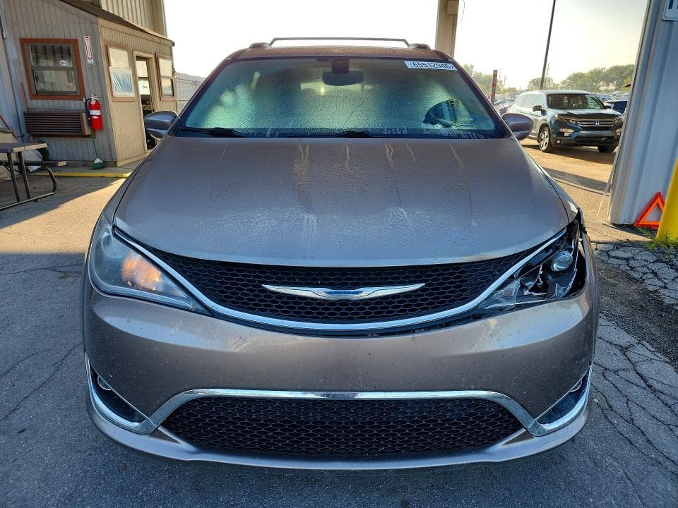 2018 CHRYSLER PACIFICA TOURING L 5