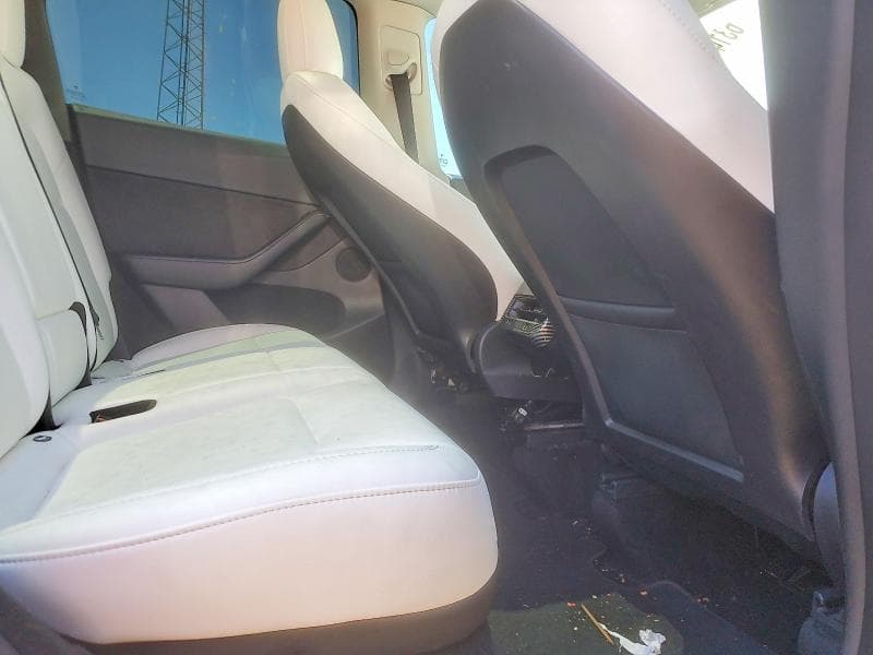 2023 TESLA MODEL Y 10