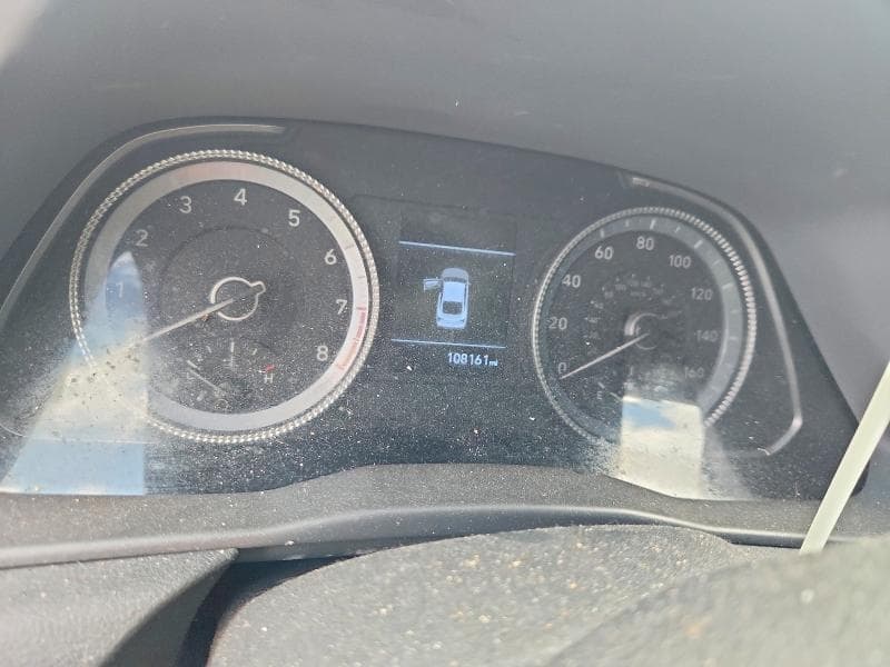 2021 HYUNDAI SONATA SE 9