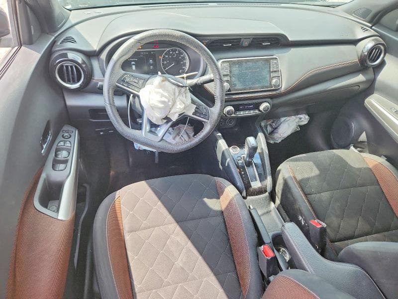 2020 NISSAN KICKS SR 8