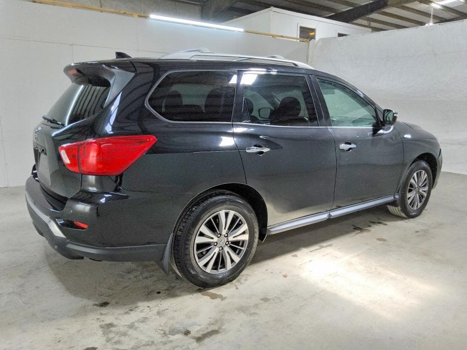 2019 NISSAN PATHFINDER S 3