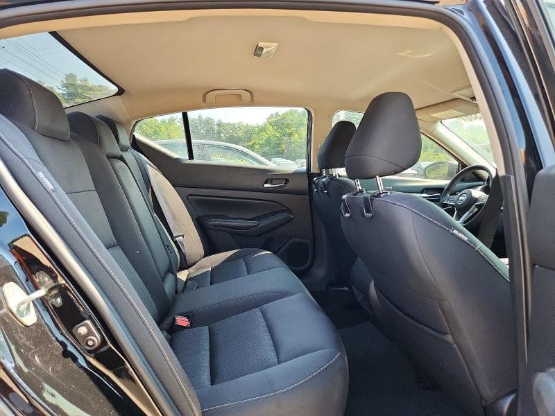 2022 NISSAN ALTIMA SV 10