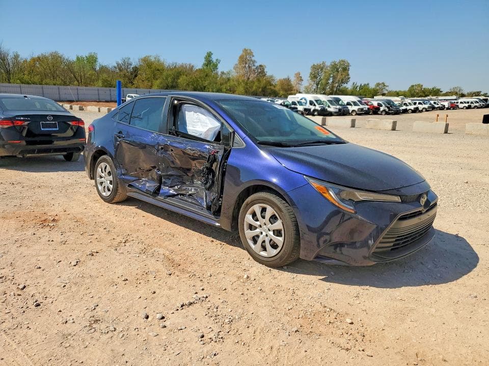 2026 TOYOTA COROLLA LE 4
