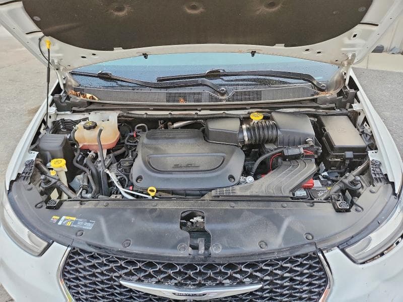 2022 CHRYSLER PACIFICA LIMITED 12