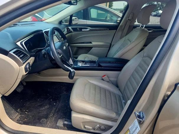 2017 FORD FUSION SE 7