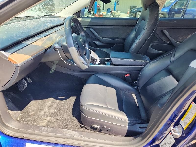 2018 TESLA MODEL 3 7