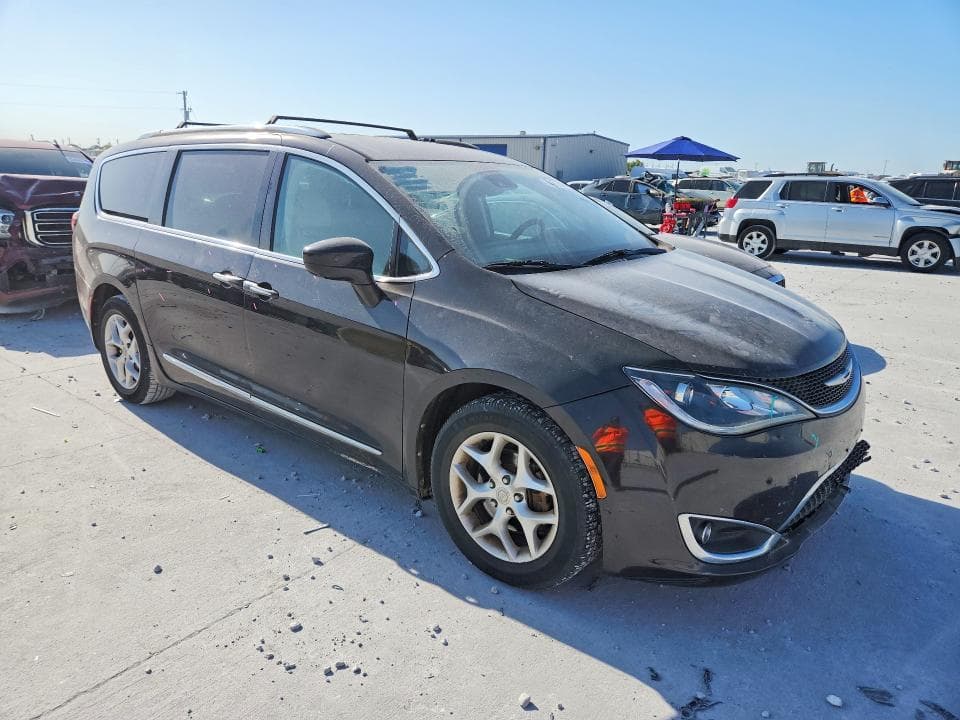 2017 CHRYSLER PACIFICA TOURING L PLUS 4