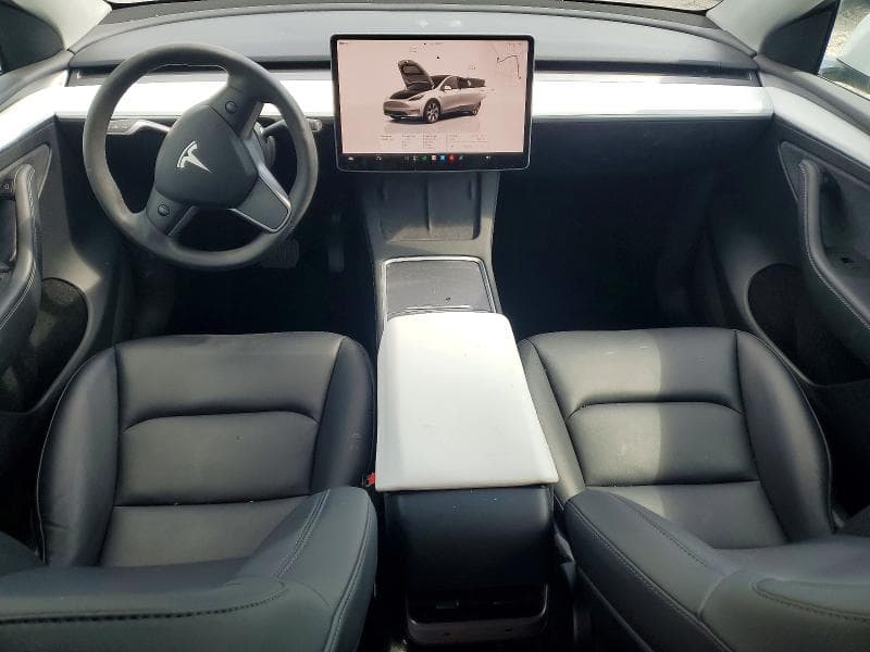 2022 TESLA MODEL Y 8