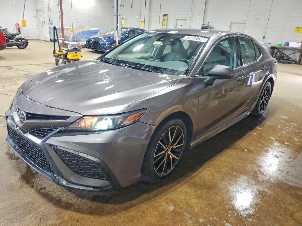 2021 TOYOTA CAMRY SE - 1