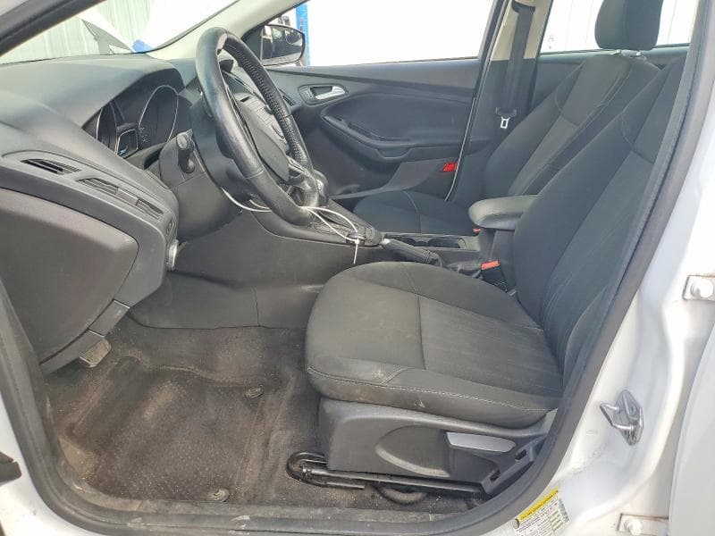 2017 FORD FOCUS SE 7