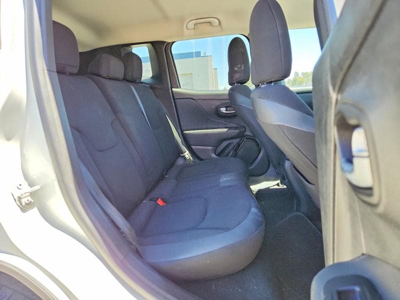 2018 JEEP RENEGADE LATITUDE 11
