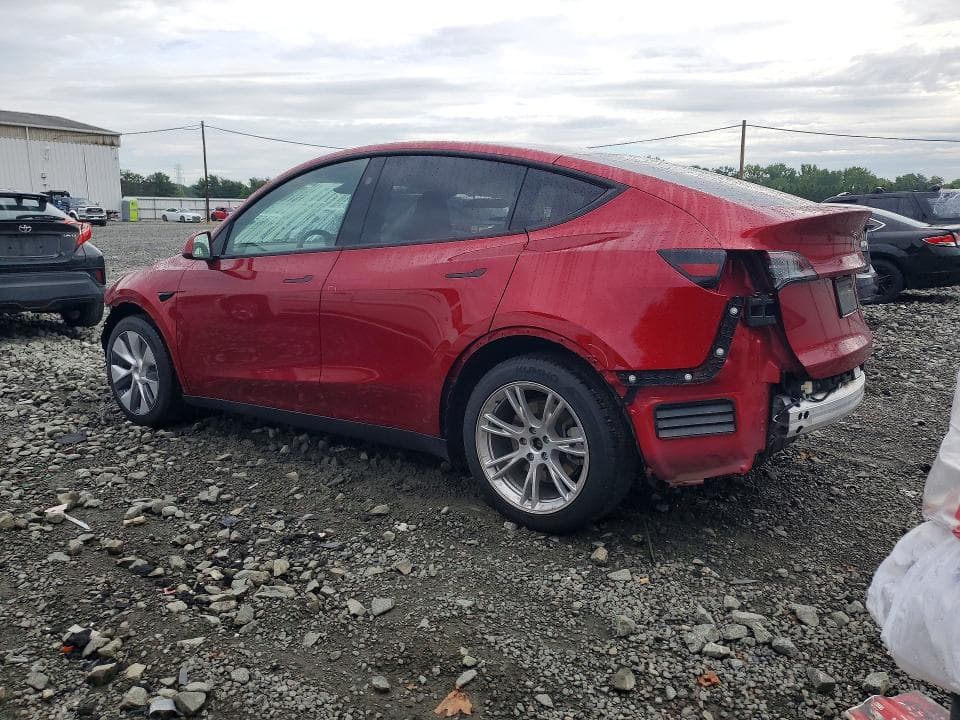 2024 TESLA MODEL Y 2