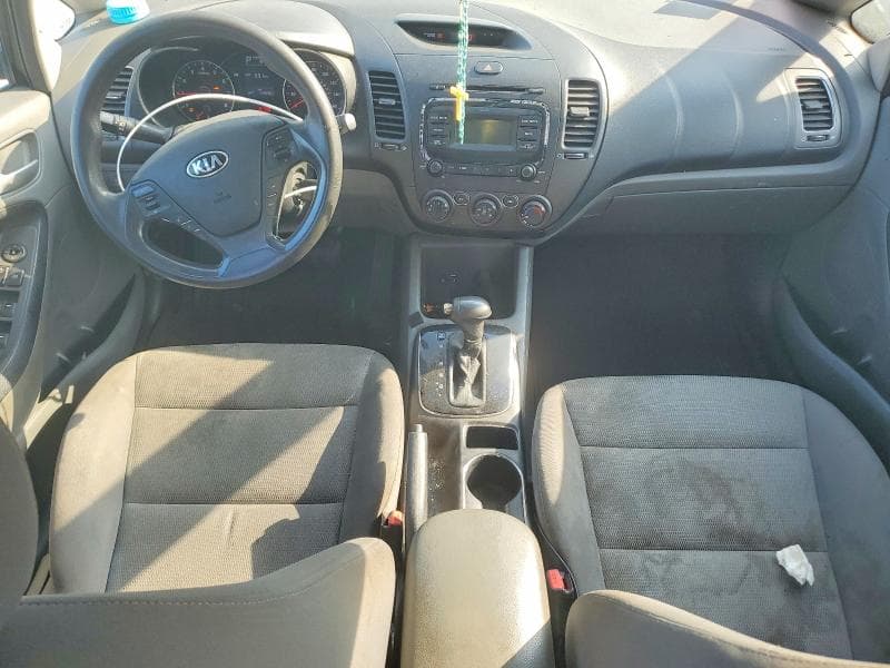 2017 KIA FORTE LX 8