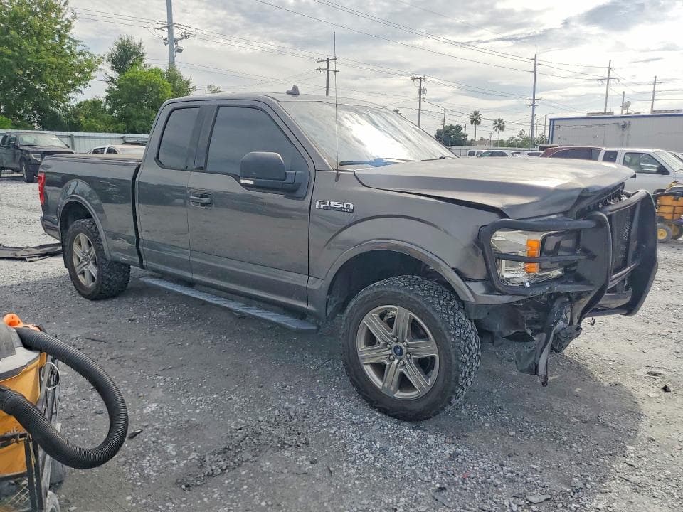 2018 FORD F150 SUPER CAB 4