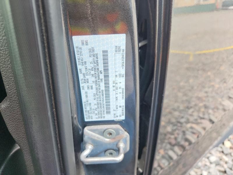 2017 FORD ESCAPE SE 12