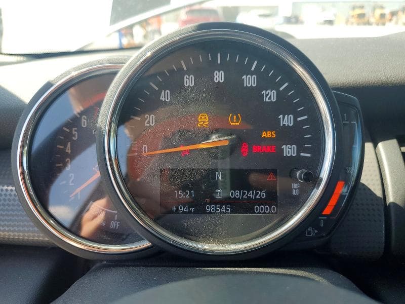 2018 MINI COOPER 9