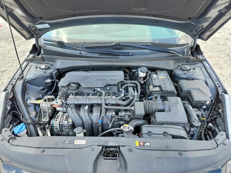 2023 HYUNDAI ELANTRA SE 11