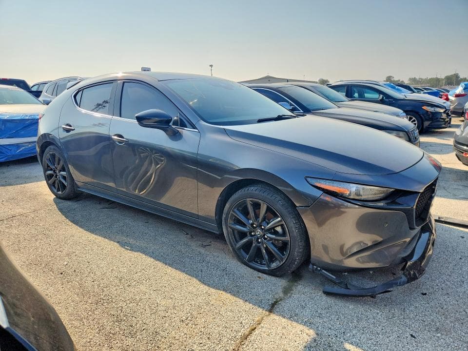 2021 MAZDA 3 PREMIUM PLUS 4
