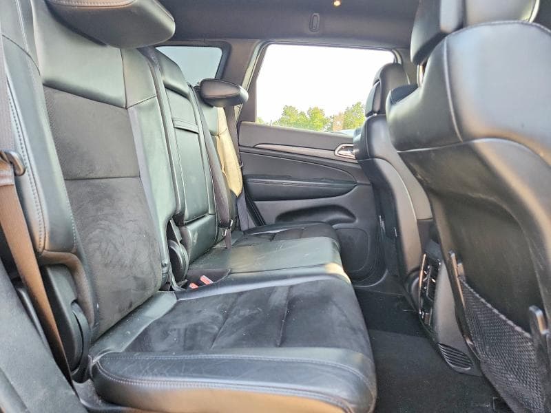 2020 JEEP GRAND CHEROKEE LAREDO 11