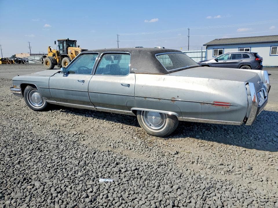 1973 CADILLAC UK 2