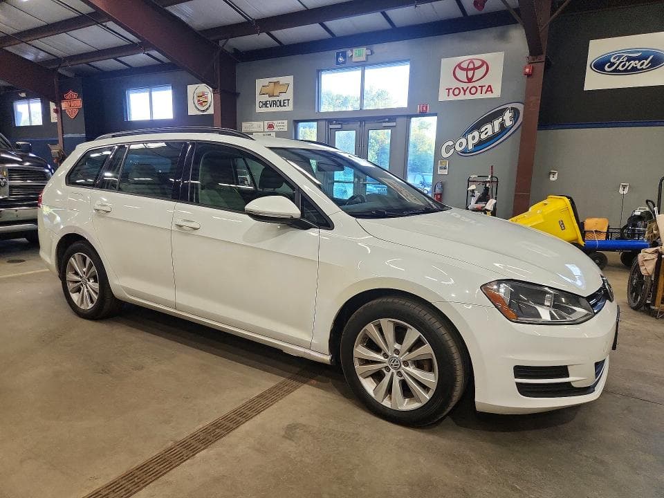 2017 VOLKSWAGEN GOLF SPORTWAGEN S 4