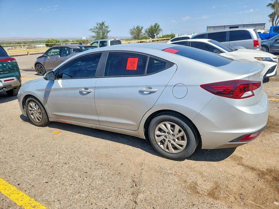 2019 HYUNDAI ELANTRA SE 2