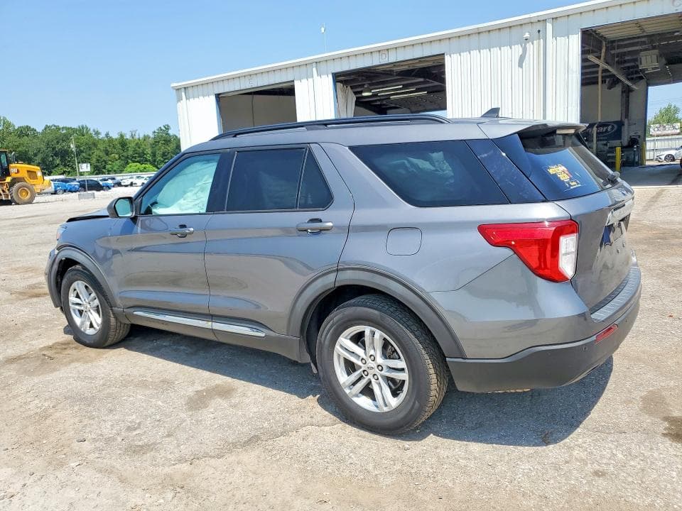 2021 FORD EXPLORER XLT 2