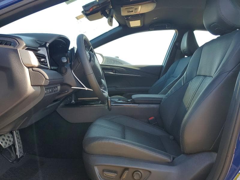 2025 TOYOTA CAMRY XSE 7