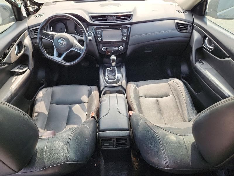 2017 NISSAN ROGUE SL 8