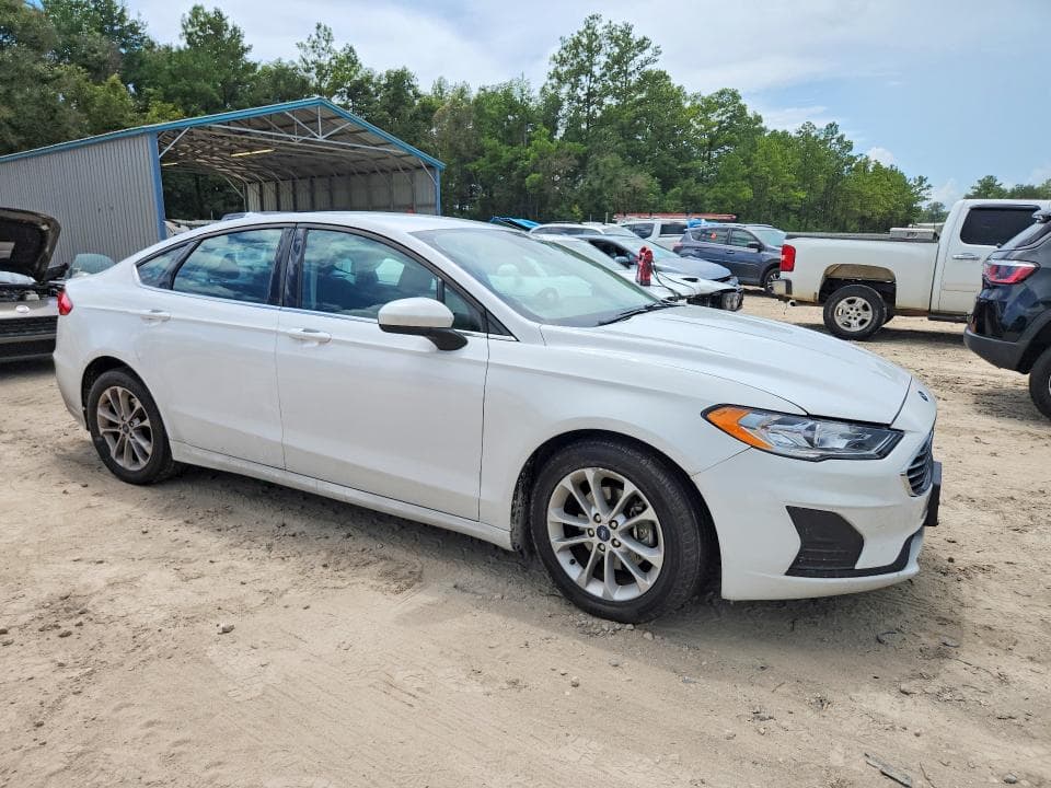 2020 FORD FUSION SE 4