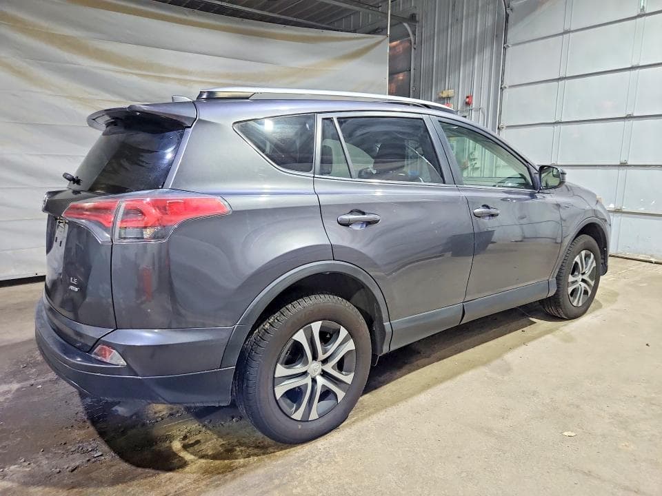 2018 TOYOTA RAV4 LE 3