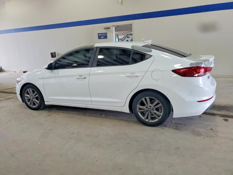2017 HYUNDAI ELANTRA SE 2