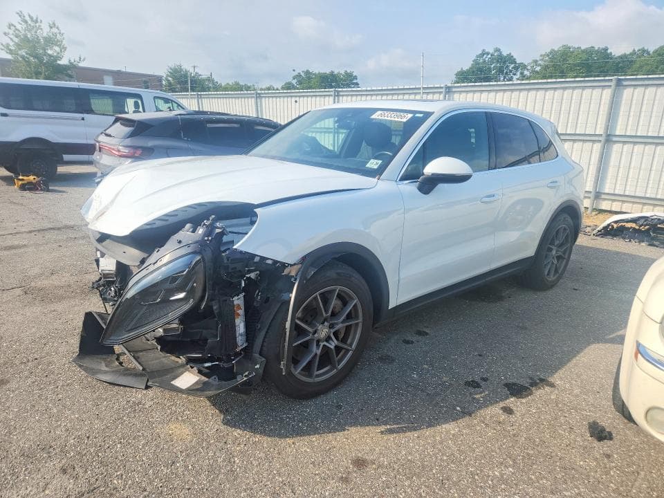 2024 PORSCHE CAYENNE - 1