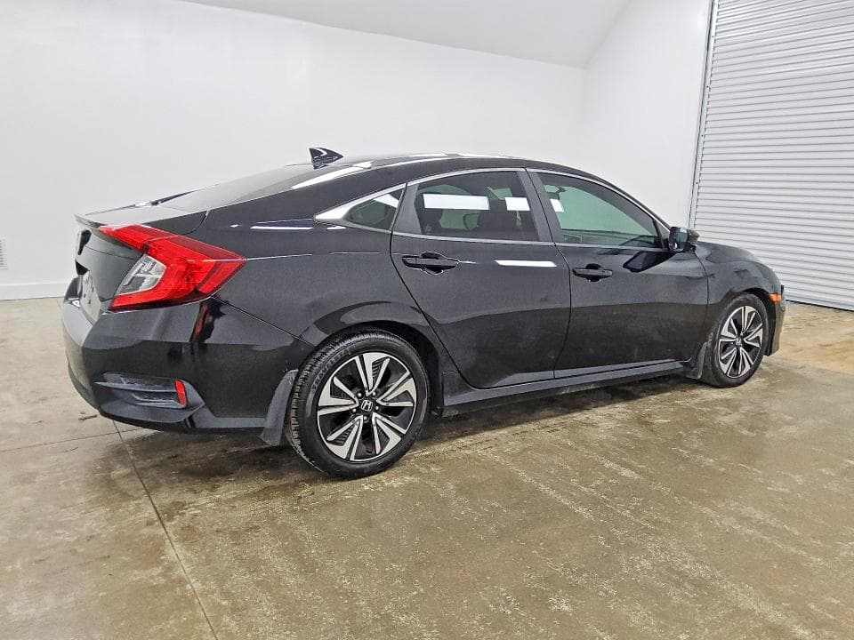 2017 HONDA CIVIC EX 3