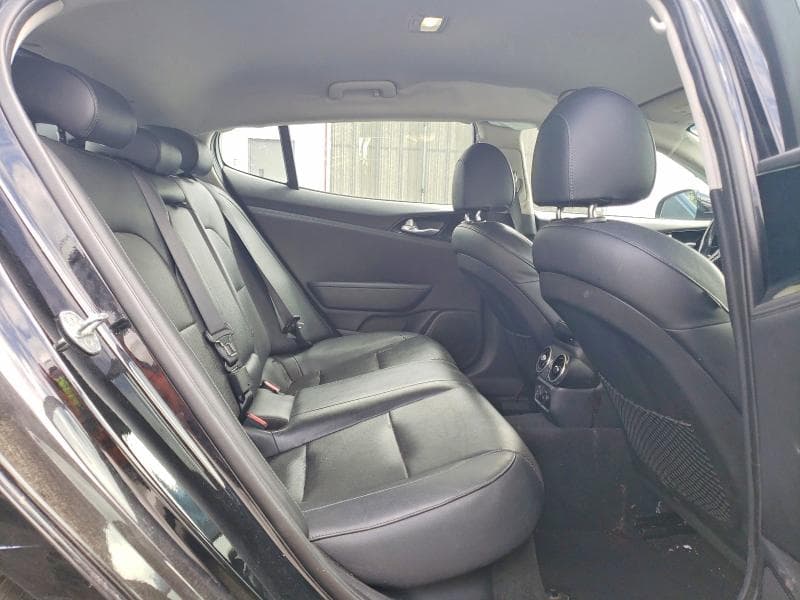 2018 KIA STINGER BASE 10