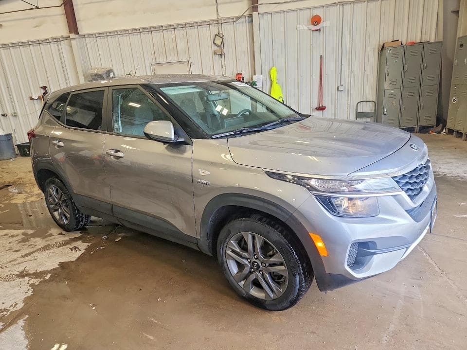 2021 KIA SELTOS LX 4