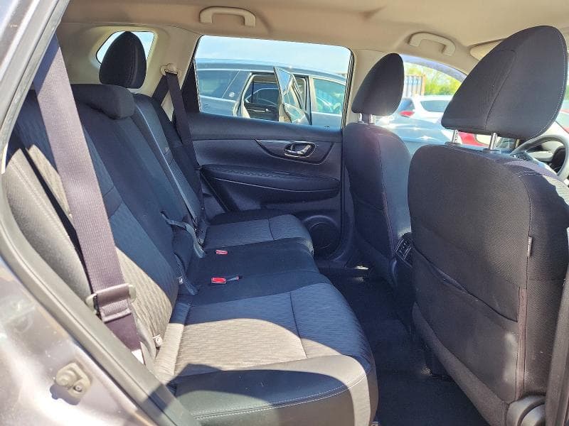 2017 NISSAN ROGUE S 11