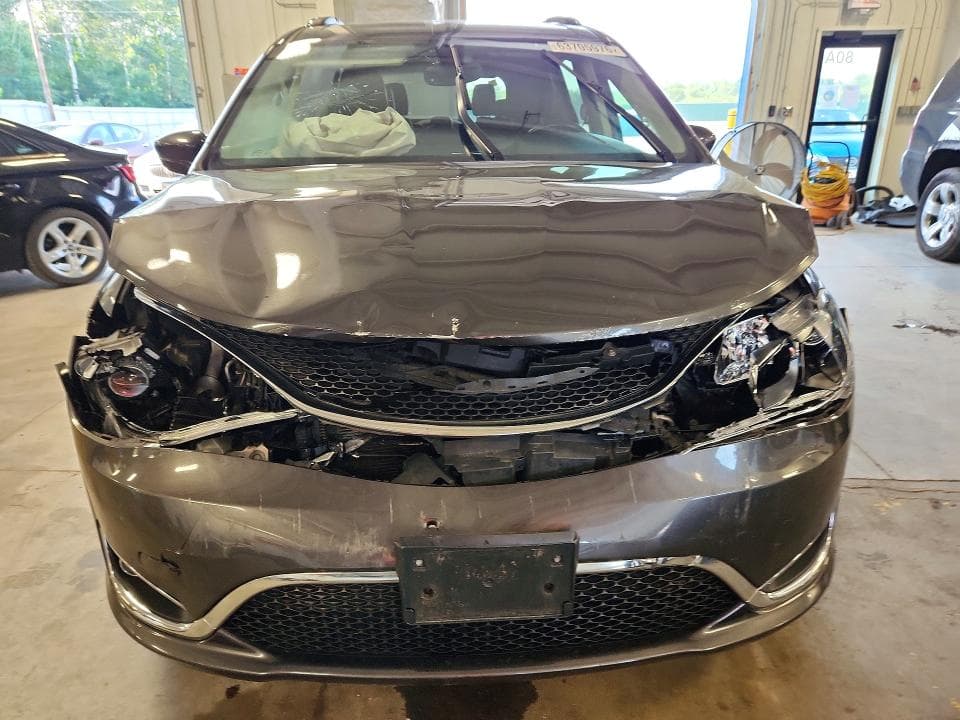 2018 CHRYSLER PACIFICA TOURING L PLUS 5