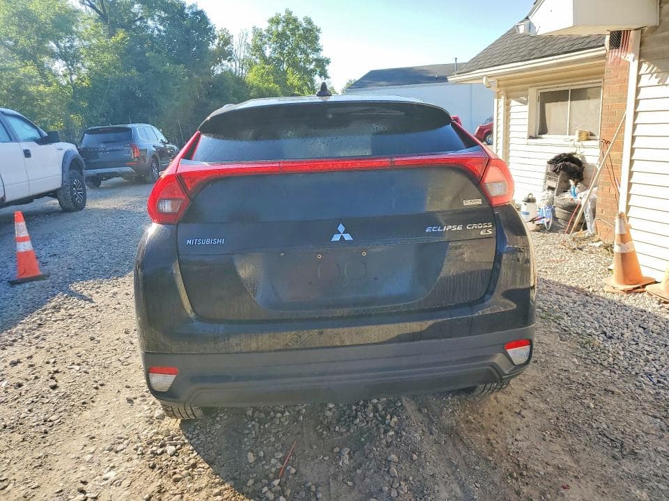 2019 MITSUBISHI ECLIPSE CROSS ES 6