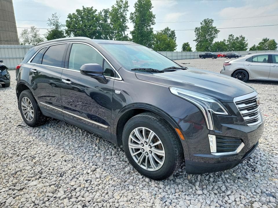2017 CADILLAC XT5 LUXURY 4