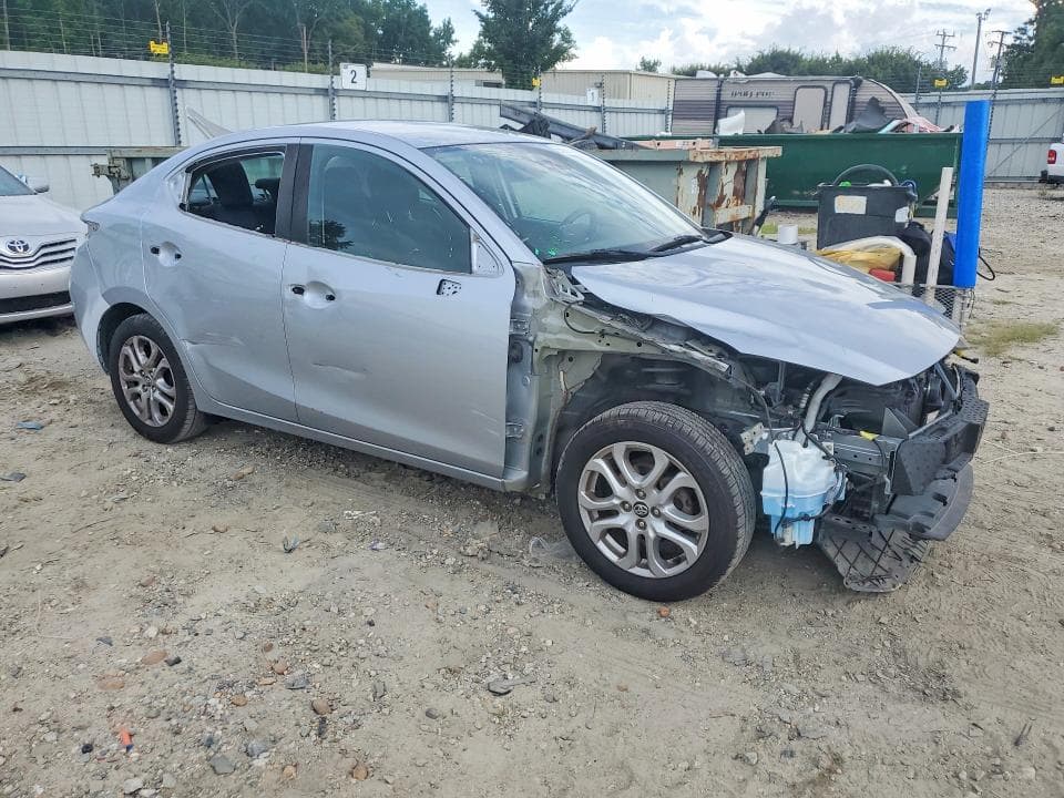 2017 TOYOTA YARIS IA BASE 4