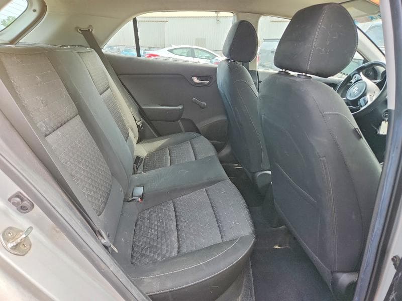 2018 KIA RIO 5-DOOR LX 10