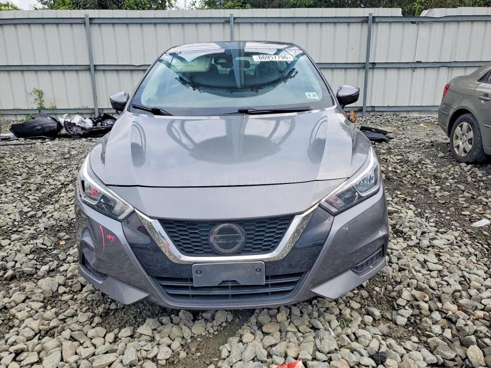 2021 NISSAN VERSA SV 5