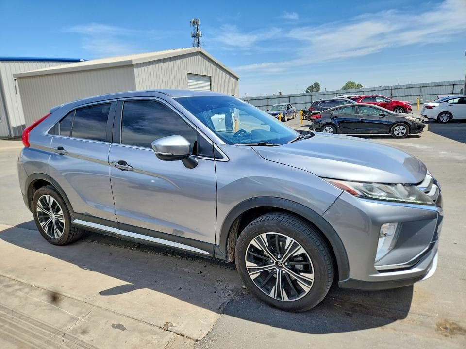 2020 MITSUBISHI ECLIPSE CROSS 4
