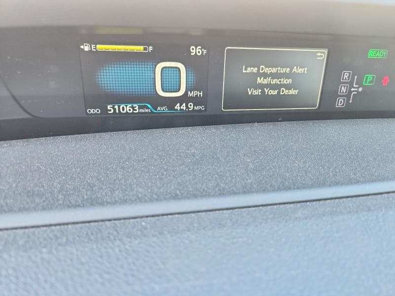 2017 TOYOTA PRIUS TWO 9